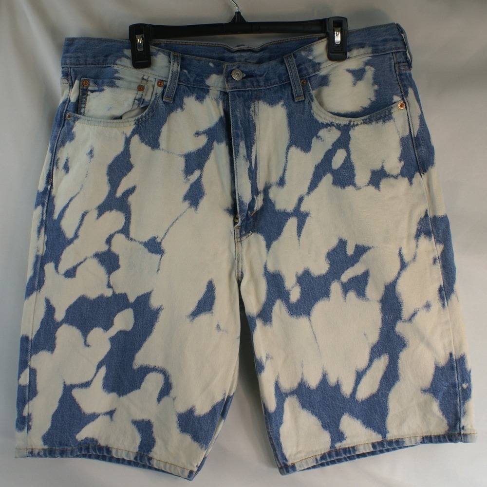 Levis 469 Loose Fit Denim Shorts Mens 38 Bleach Cloud Wash Blue White 39434-0070